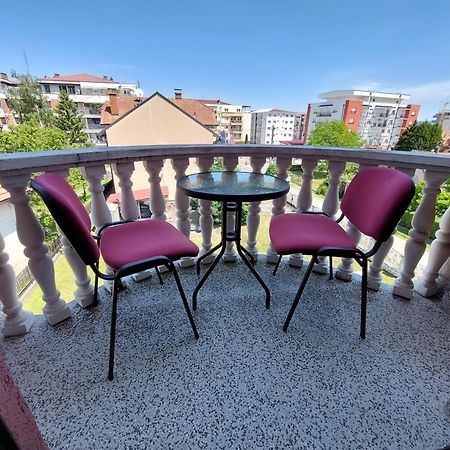 Aleks Sobe Hotell Banja Koviljača Rum bild