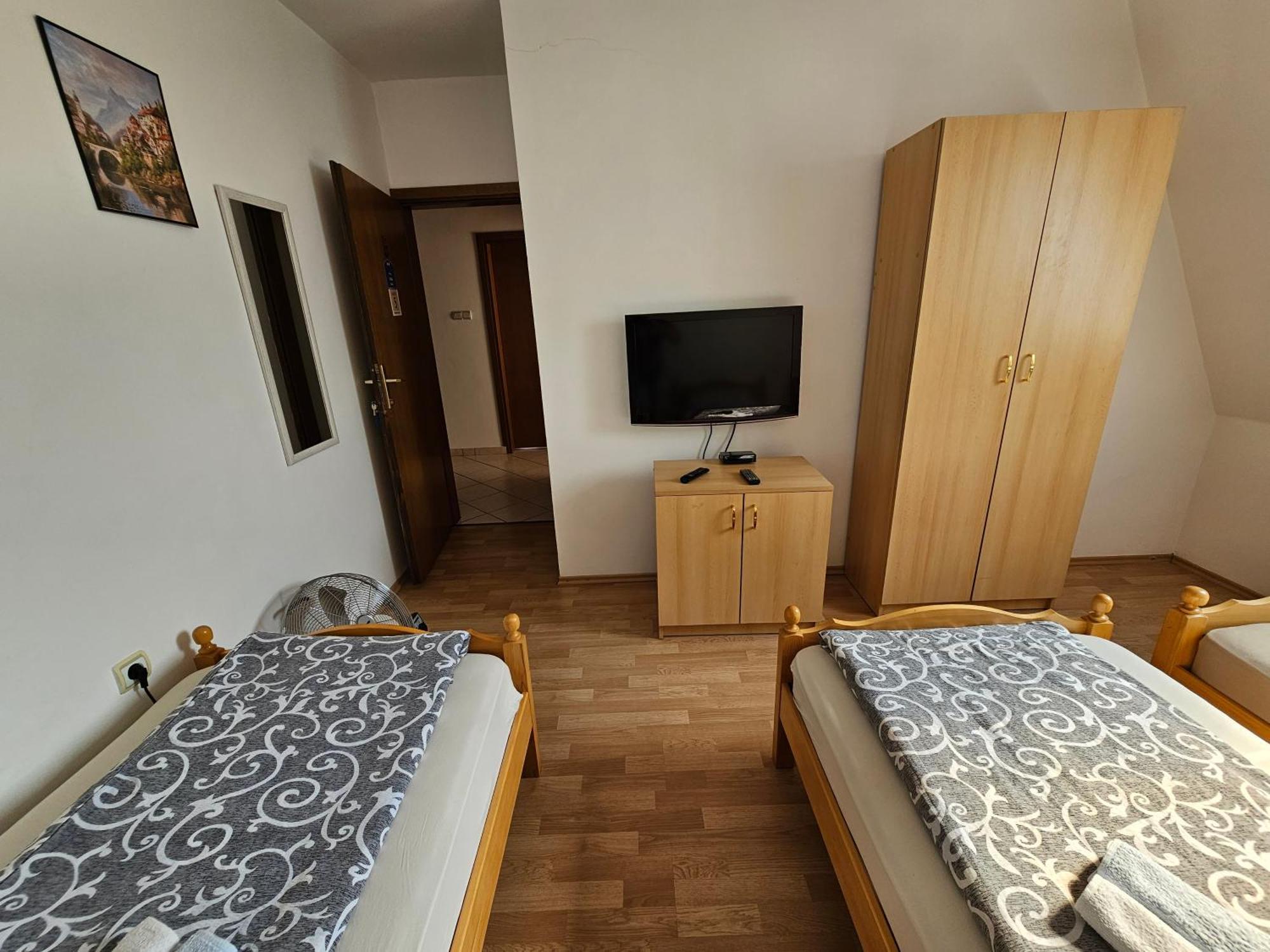 Aleks Sobe Hotell Banja Koviljača Exteriör bild